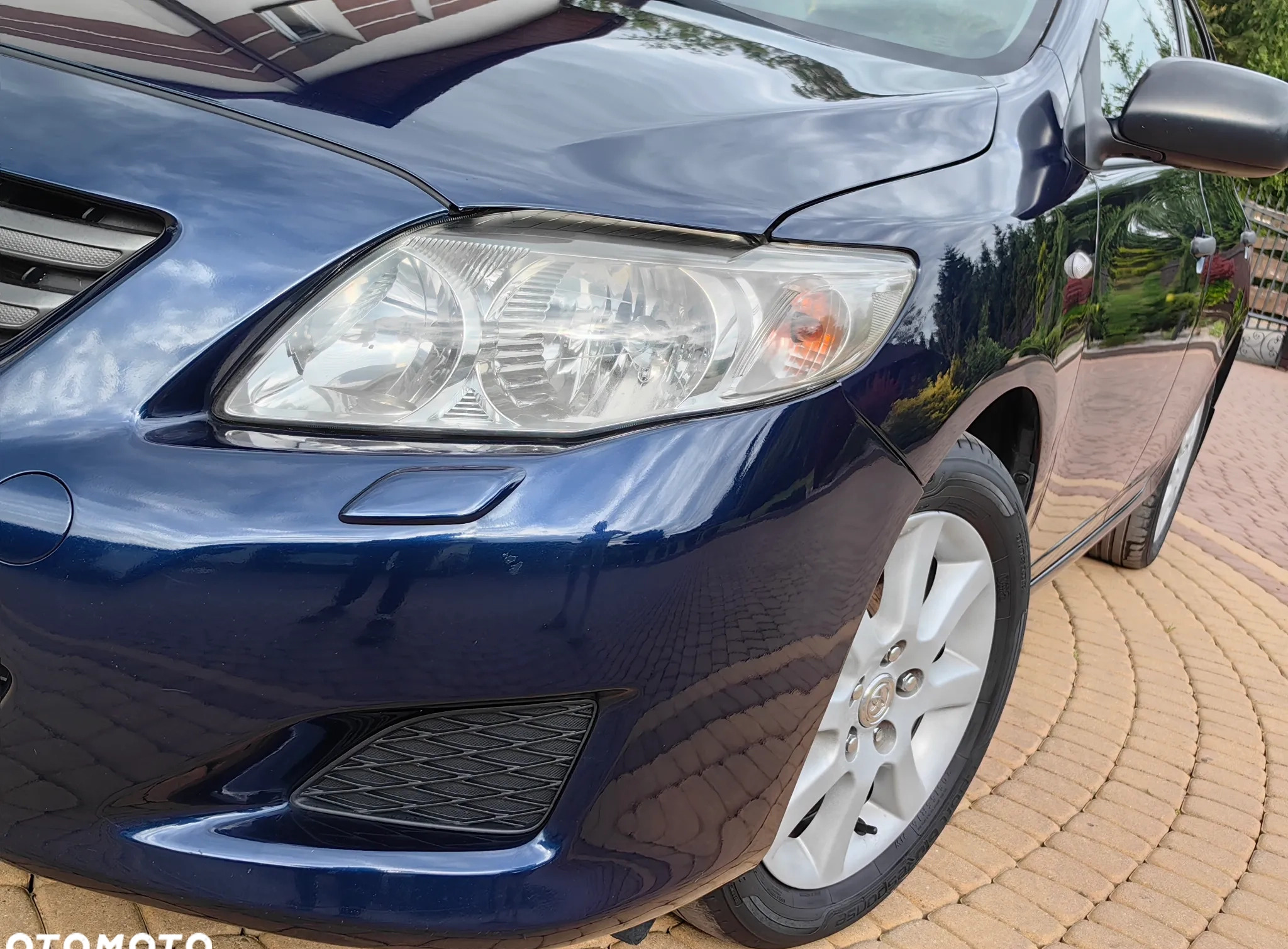 Toyota Corolla cena 16400 przebieg: 254879, rok produkcji 2007 z Miłosław małe 301